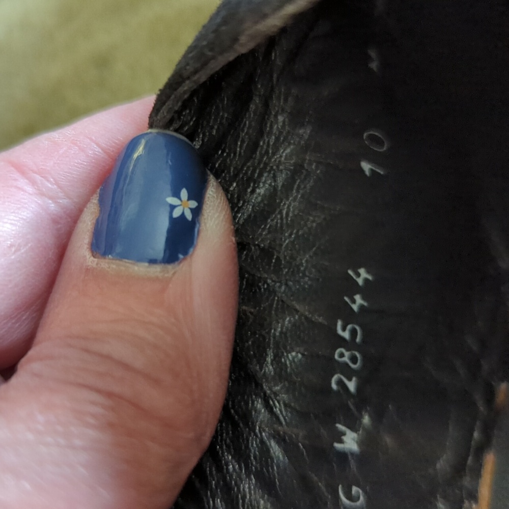 Stuart Weitzman Leopard Print Heels - image 6